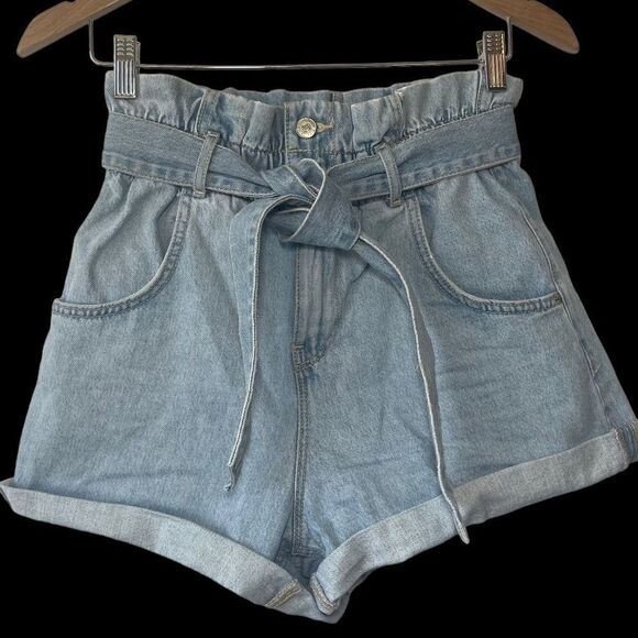 Zara Denim Paper Bag Self Tie Waist High Rise Cuffed Shorts Sz 4 - Picture 2 of 8